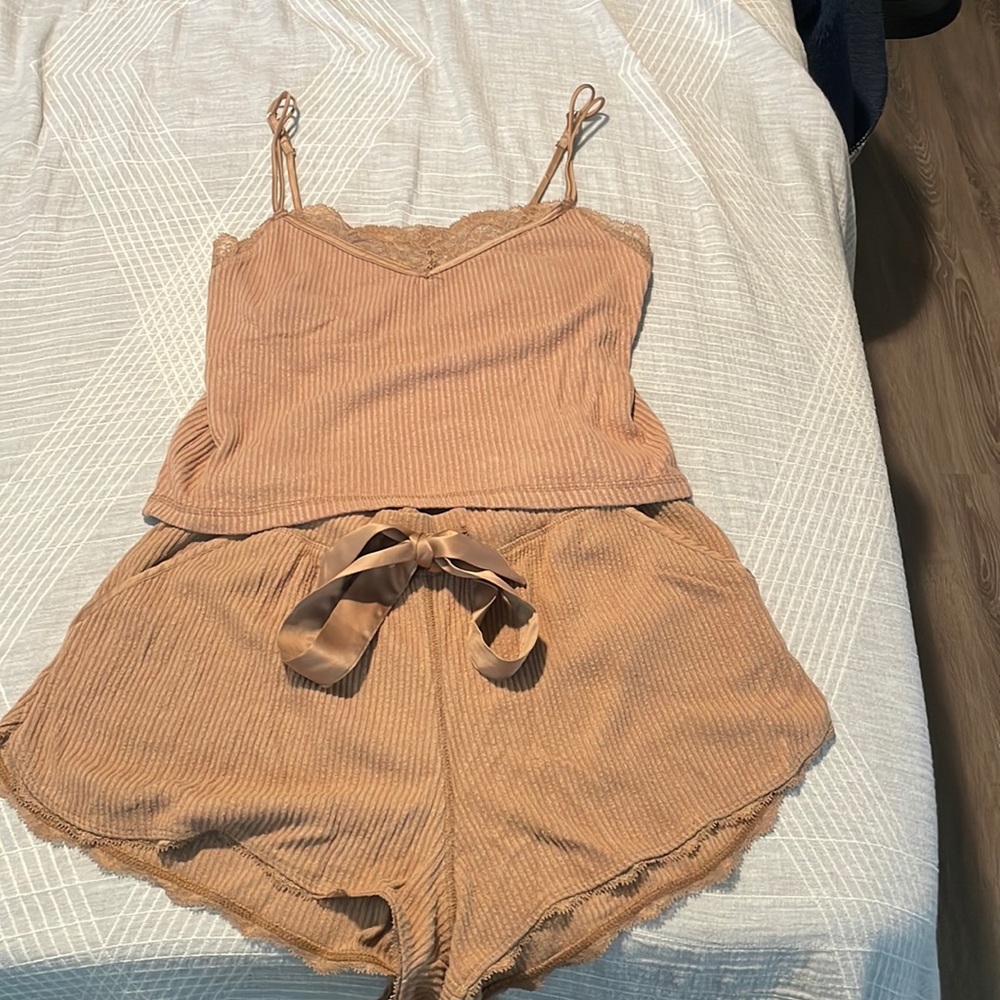 Abercrombie & Fitch tank top & short pajama set size small top and medium shorts